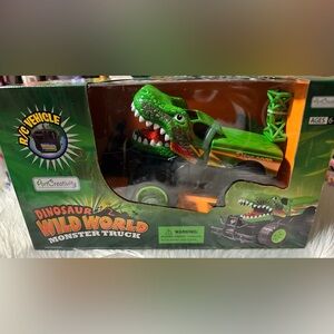 Dinosaur remote car